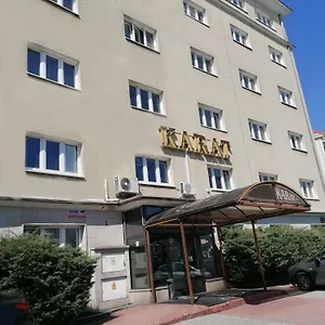 Bed & Breakfast Karat, Warschau