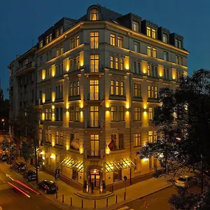 Hotel Nobu, Varšava