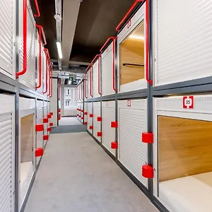 Hostel Kapsula, Warschau